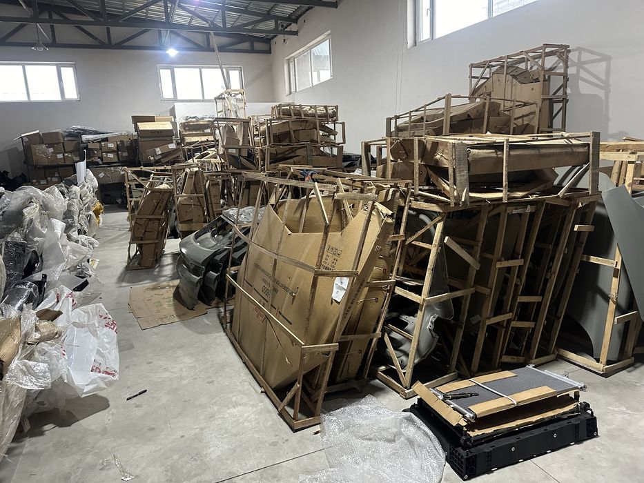 Byd  кузовные запчасти  на все модели по оптовой цене