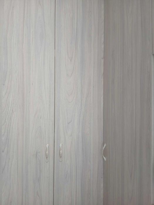 Mobila pe colt 3 dulapuri living/dormitor