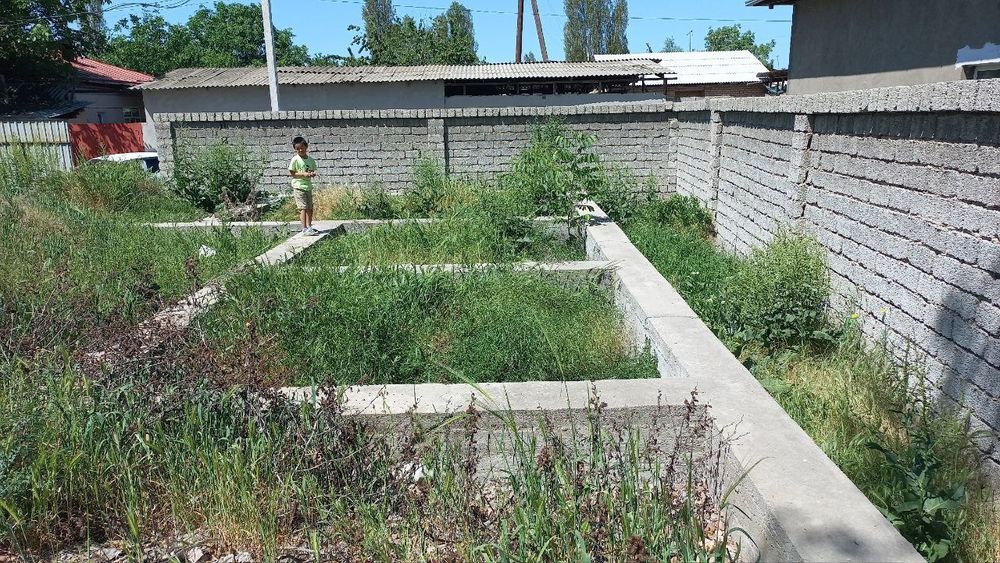 Yangi Toshkent yaqinida yer uchastkasi sotiladi