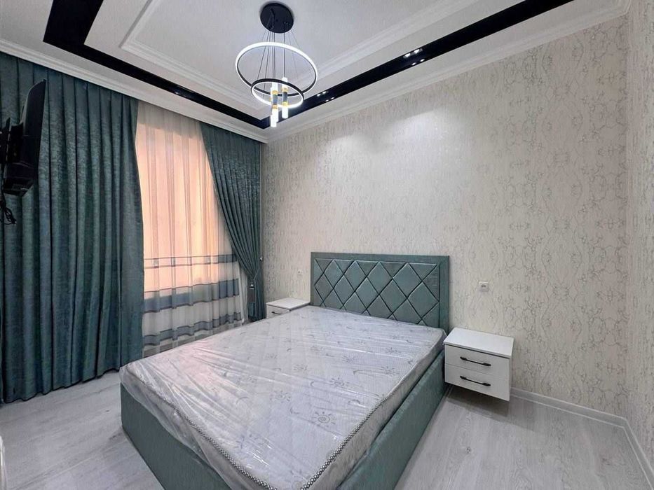 С ПРЕКРАСНЫМ ДВОРИКОМ!  3х комнатная квартира на 3 этаже Октябрьская