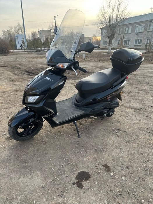 Скутер м8 в хорошем состояние