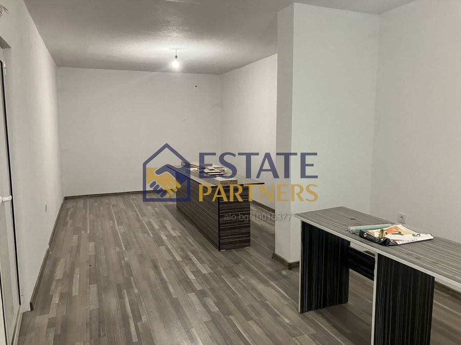 Склад в Пловдив, област-с.Радиново площ 201 цена 94000