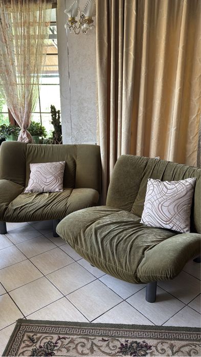 Продается комплект Диван + 2 Кресла Б/У! Удобные! Стильные!