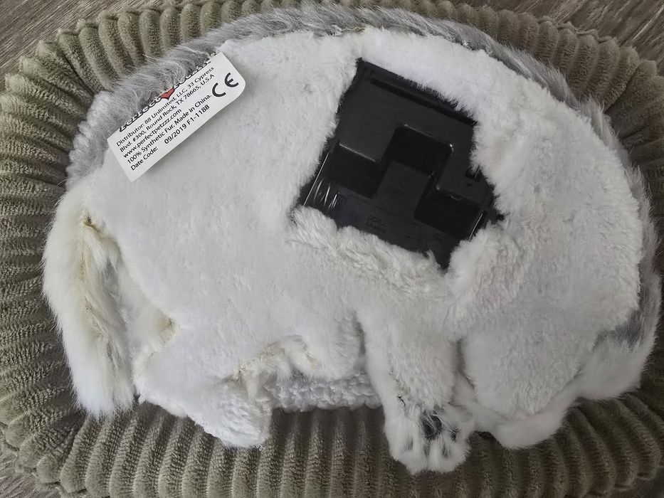 Cățel Husky robotic cu efect realistic original cumpărat din SUA