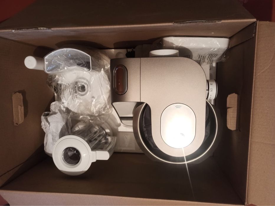 Кухонная машина Bosch MUM5