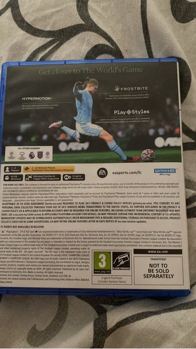Продаб игру фк24 в хорошем состаяние