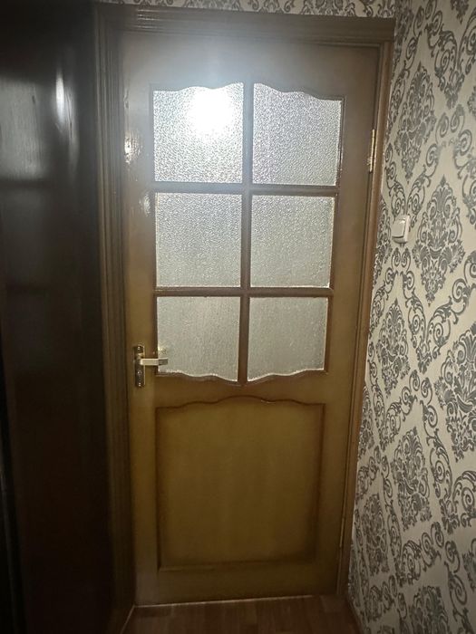 Продам межкомнатную дверь