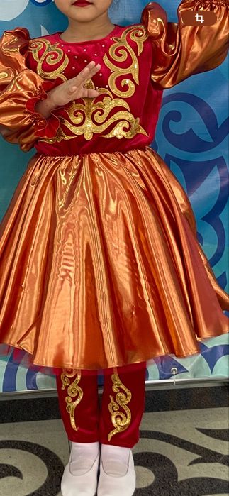 Продаётся национальная одежда для девочки 5–8 лет.