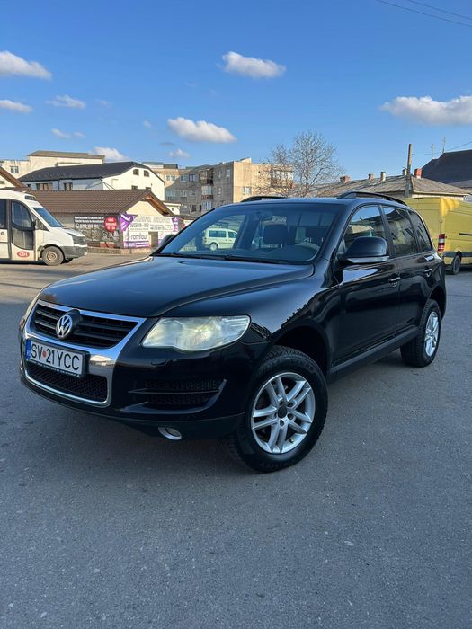 Vând Volkswagen Touareg 2008 2.5