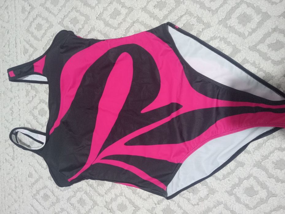 Costum damă baie