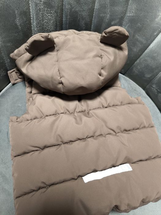 Елек H&M, размер 4-6 месеца, 68 см