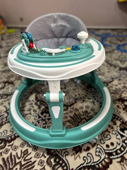 Детские ходунки в отличном состоянии