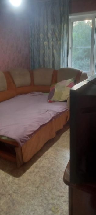 Продам полуторку Бульвар Гагарина 26/1