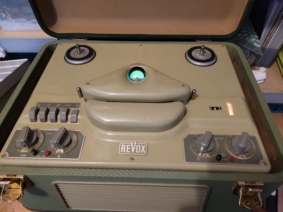 Magnetofon Revox E36