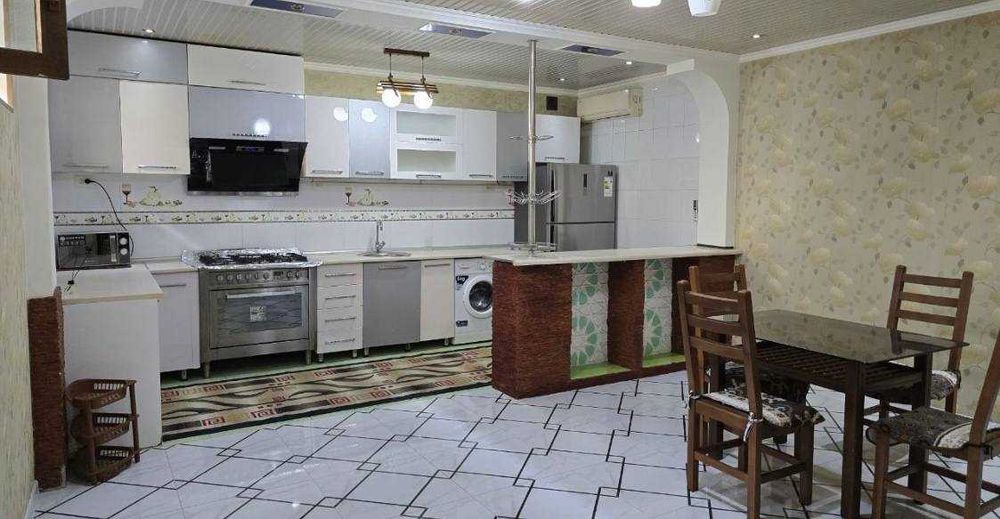 Аренда  Дом- Просторный  ориентир улица Саламатина 10 комнат