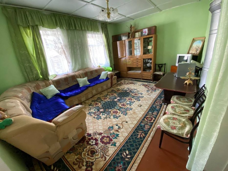 Дом на земле продается