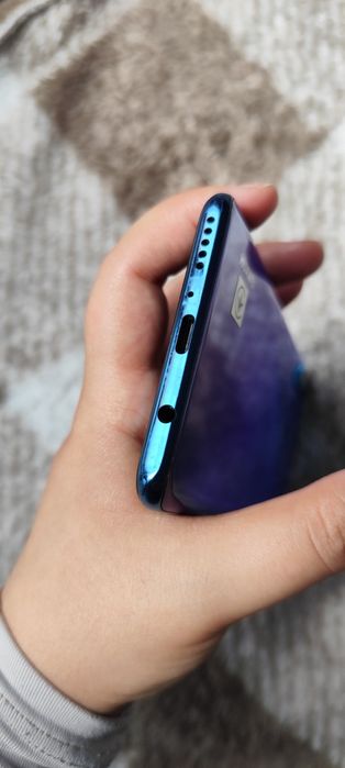 Телефони Huawei P30 Lite