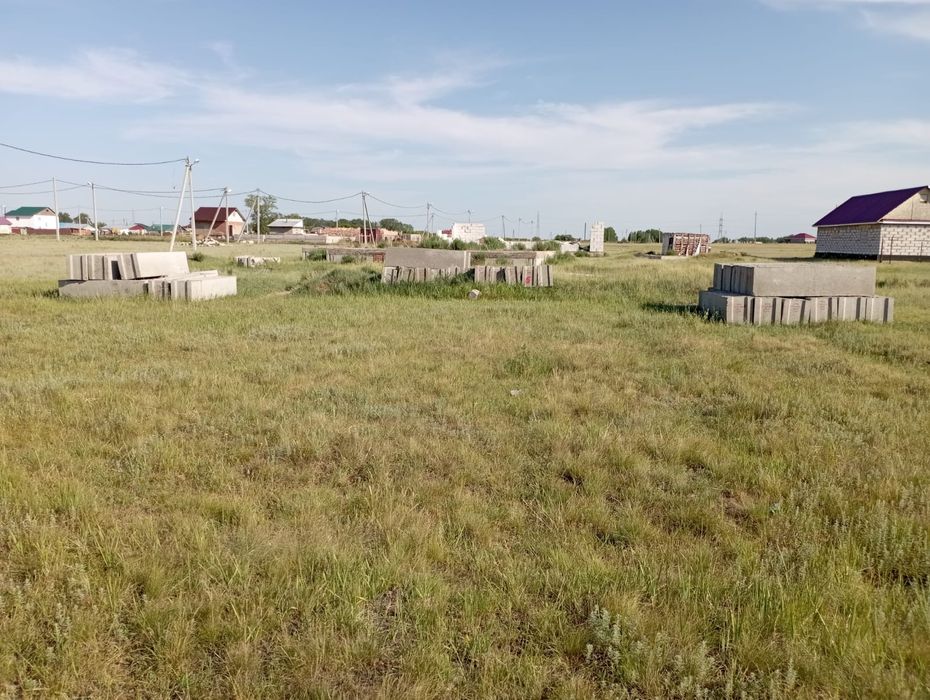 Продам участок с фундаментные блоки дёшево