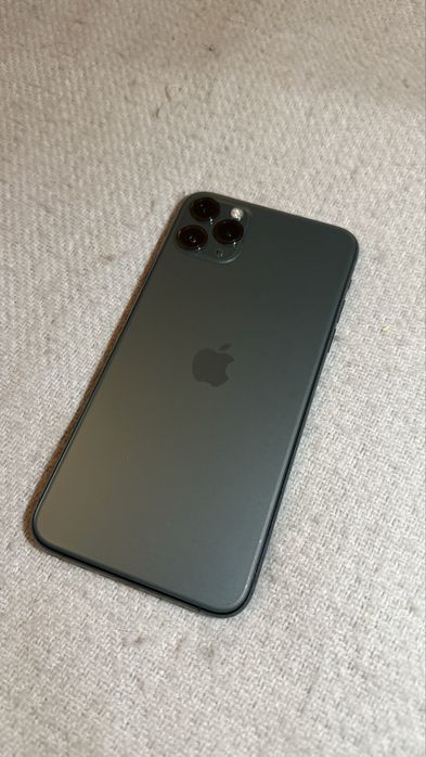 Продам айфон 11 PRO MAX
