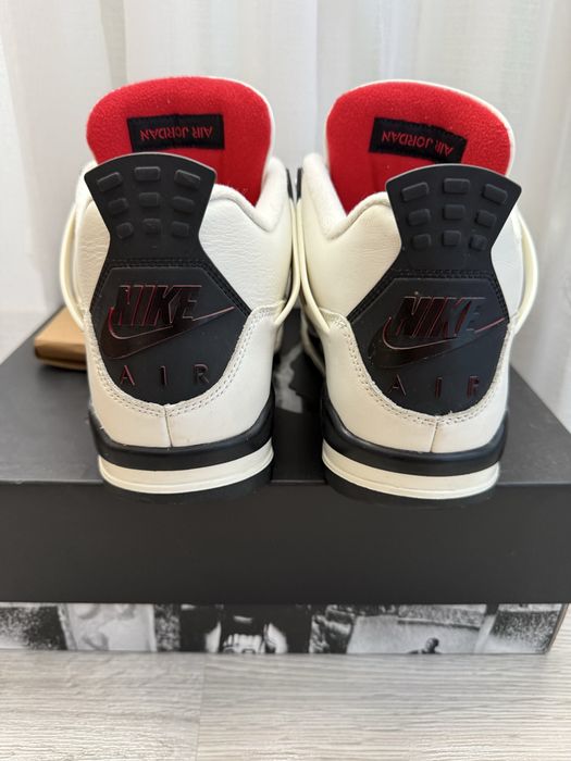 Jordan 4 retro Flight club