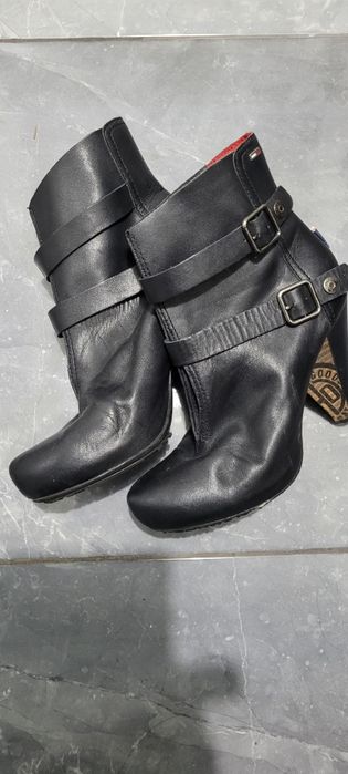 Дамски боти Tommy Hilfiger естествена кожа