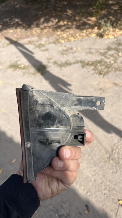 Е34 оригинал поворотники