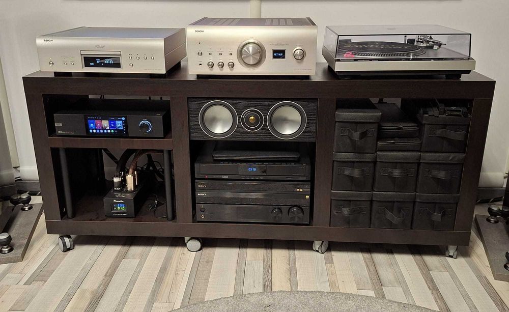 Mobila HI-FI - Mobexpert, 3 compartimente, stare impecabila