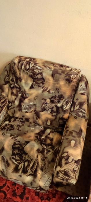 Кресло -кровать в отличном состоянии.