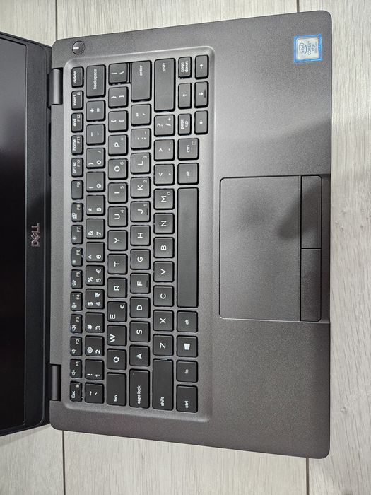 Dell Latitude 5300