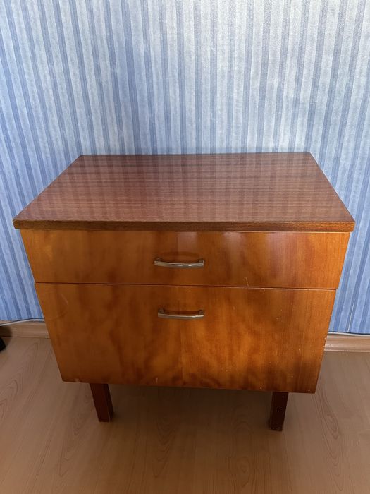 Ретро тоалетка с огледало