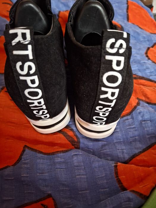 Pantofi dama .Adidași comozi.