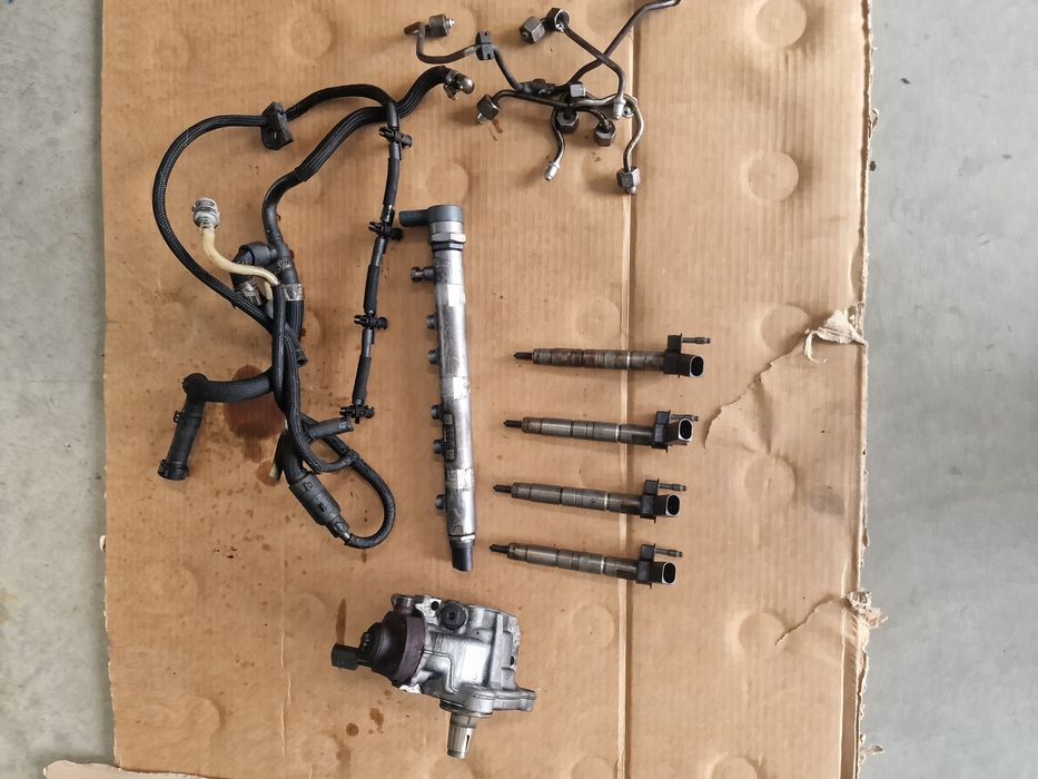 Injectie injectoare pompa bmw e87 e81 e90 e91 e92 e93 320d 177cp n47