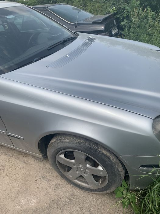 Mercedes E280 w211 E klass седан