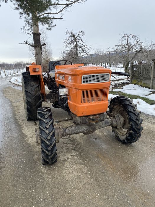 Tractor Universal 445 (453) DTC 4x4 45 cp SEPA, model export
