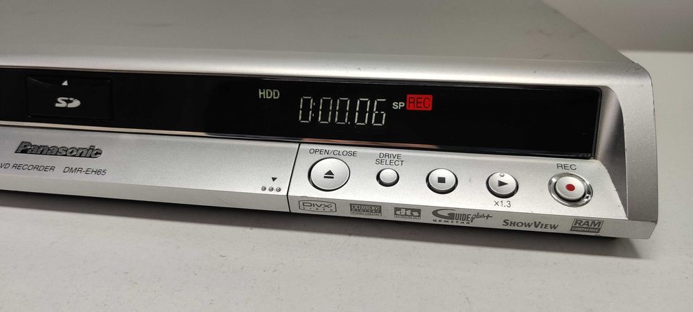 Panasonic DMR EH 65 video player recorder hdd 250 gb telecomanda