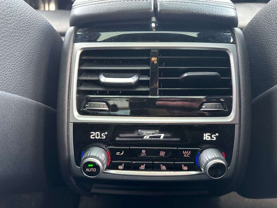 Bmw seria 7 xdrive M