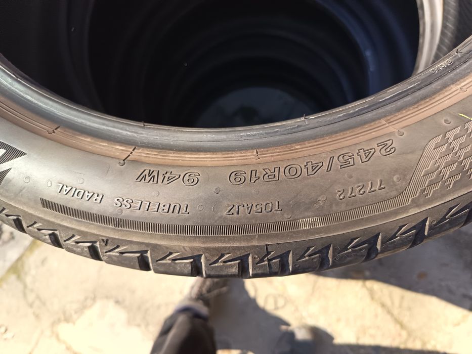 Anvelope vara 245 40 19 Bridgestone 2020 5-5.9mm
