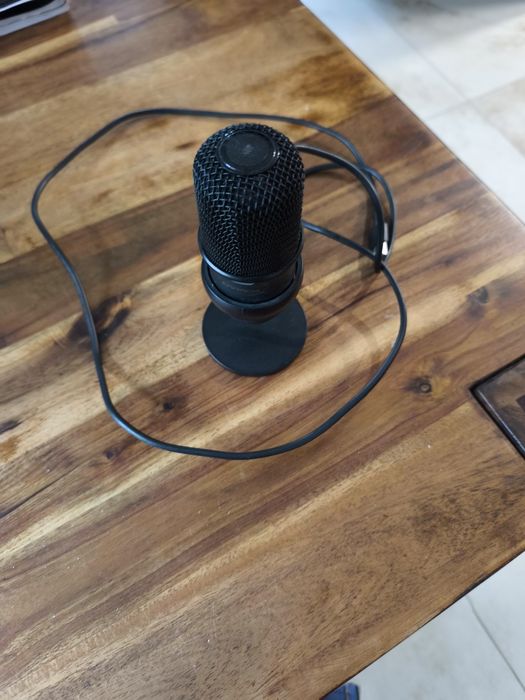 Microfon gaming, streaming. Preț negociabil, aștept oferte.