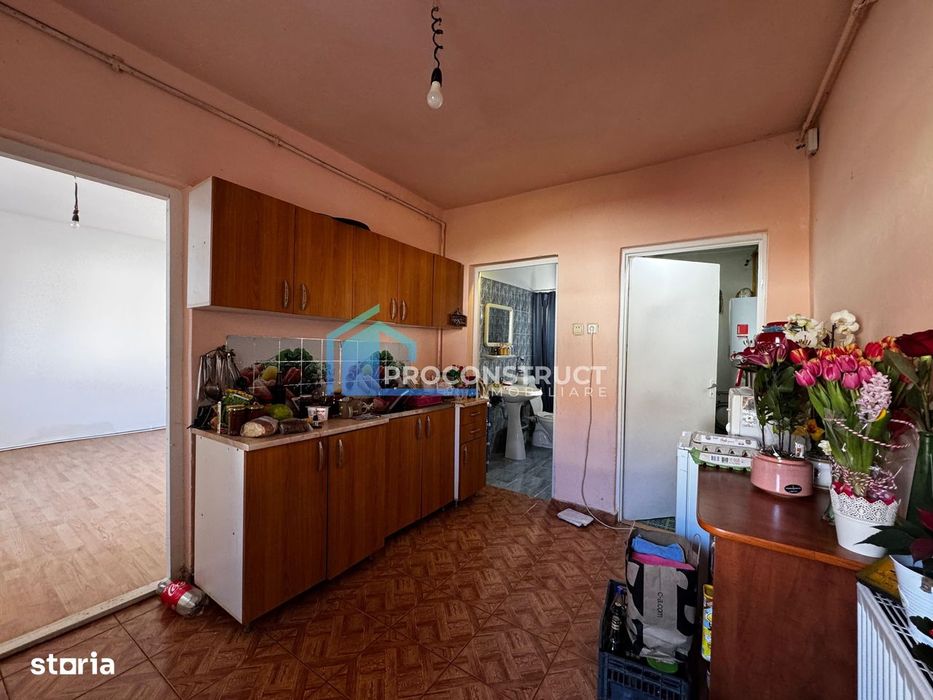 Casa de vanzare | 130 mp utili | 1078 mp teren | Giarmata | 158.000 E