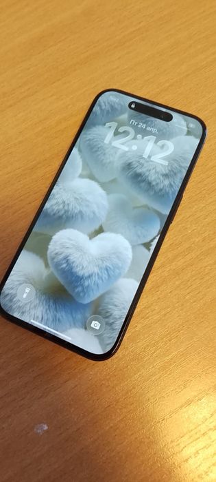 Продам телефон Iphone 15pro 256гб