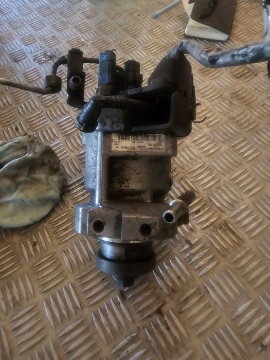 Pompa înaltă presiune Delphi Ford Mondeo Mk3 2.0 tdci cod 3S7Q-9B395-A