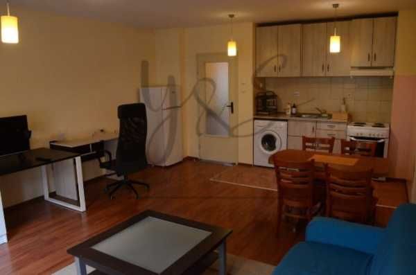 Дава се под наем Двустаен апартамент в Пловдив, Кършияка - 65 кв.м за 331.5 € - Снимка #2