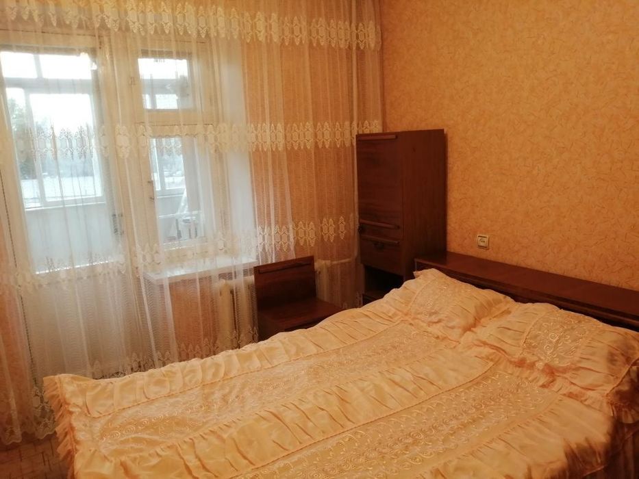 Продам спальный гарнитур