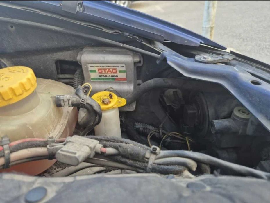 Opel Zafira, 2.2 бензин/ газ, 7 места