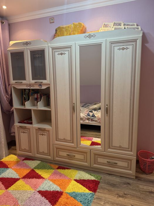 Продам шкафы в детскую комнату