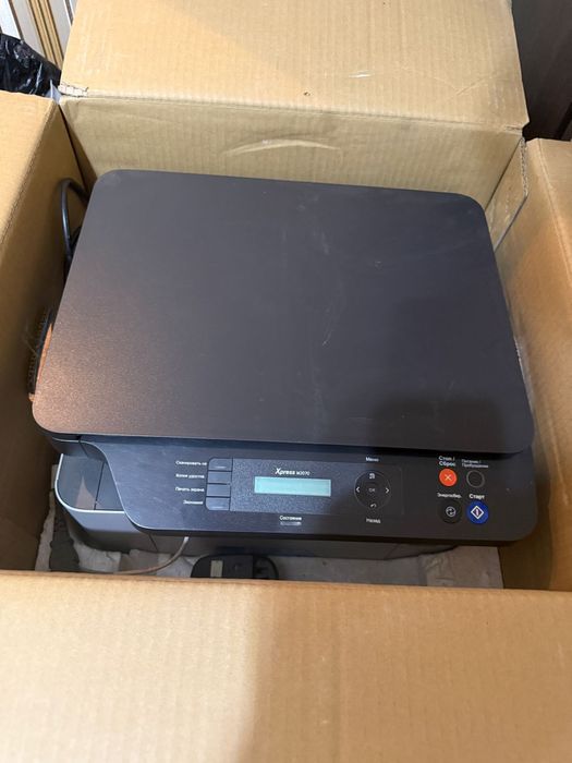 Принтер для распечатки и ксерокса
