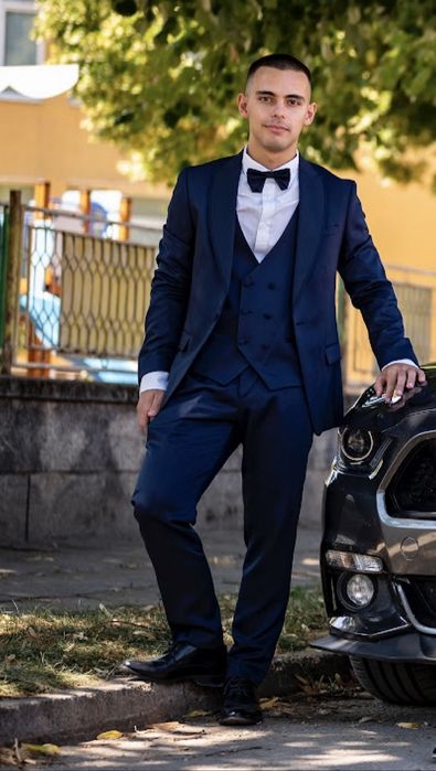 Костюми за поводи