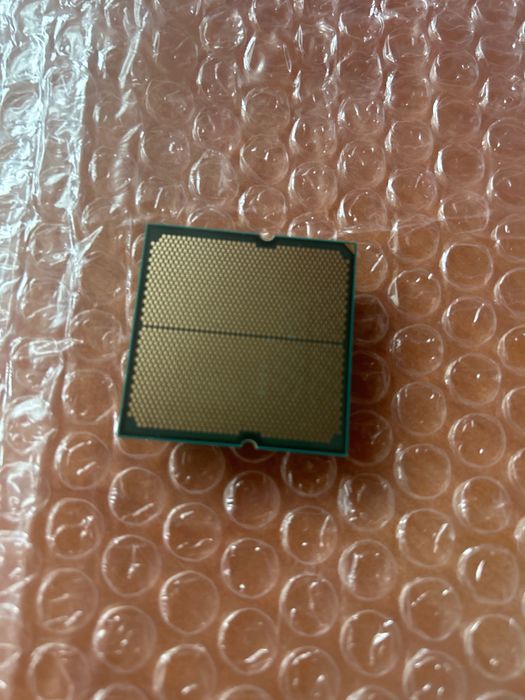 Процесор Rizen 7 7700