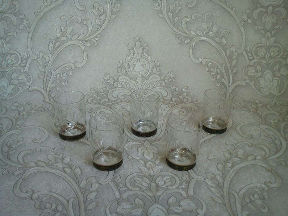 Рюмки : 2 набора