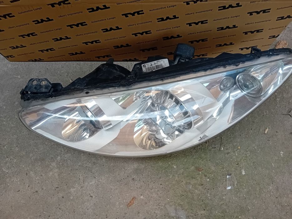 Set faruri cu lupe peugeot 308(2011-2016)